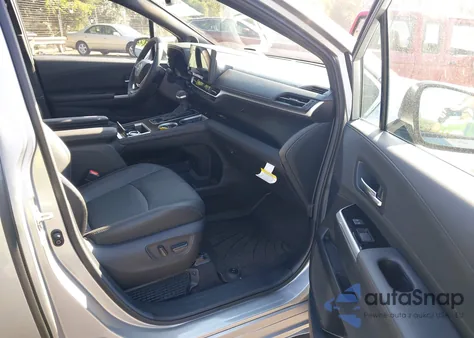 2025 Toyota Sienna Platinum from USA, damaged, VIN 5TDESKFC3SS199347